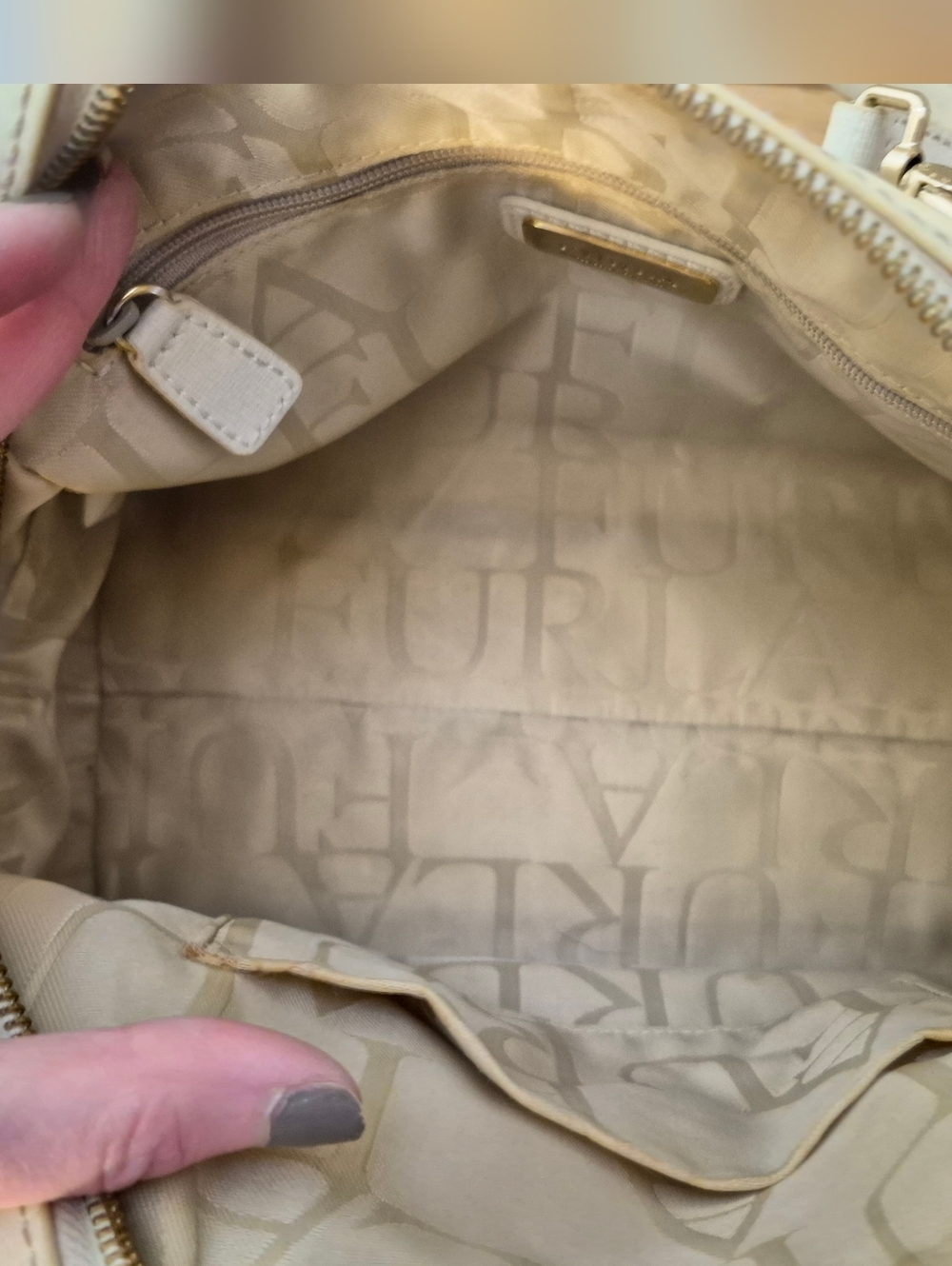 Furla White Satchel Crossbody Bag - Picture 8 of 16